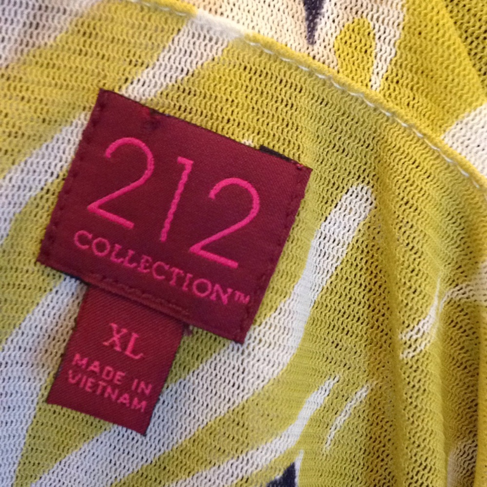 212 Collection top - Picture 5 of 5